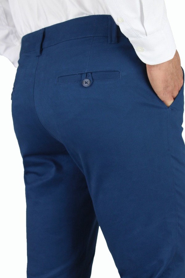 Pantalón Chino Color Azul Plúmbago Slim Fit De Algodón Para Hombre
